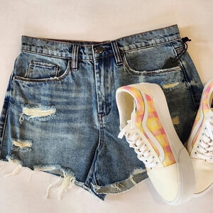 NWT || SILENT NEW YORK || cut off denim jeans